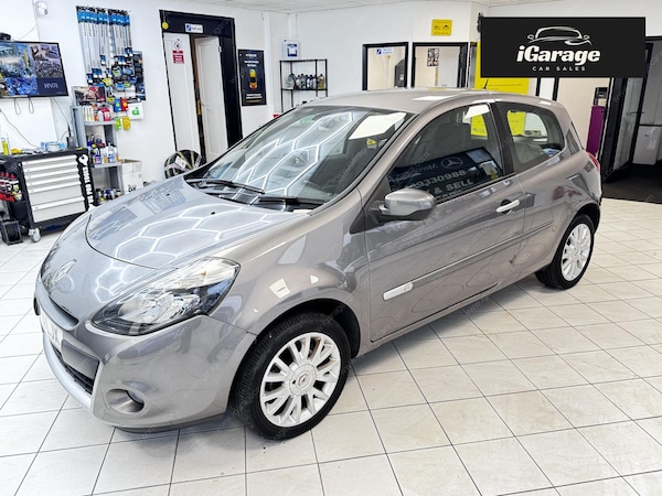 Used Renault Clio 2011 for sale - 76235091: Photo 3