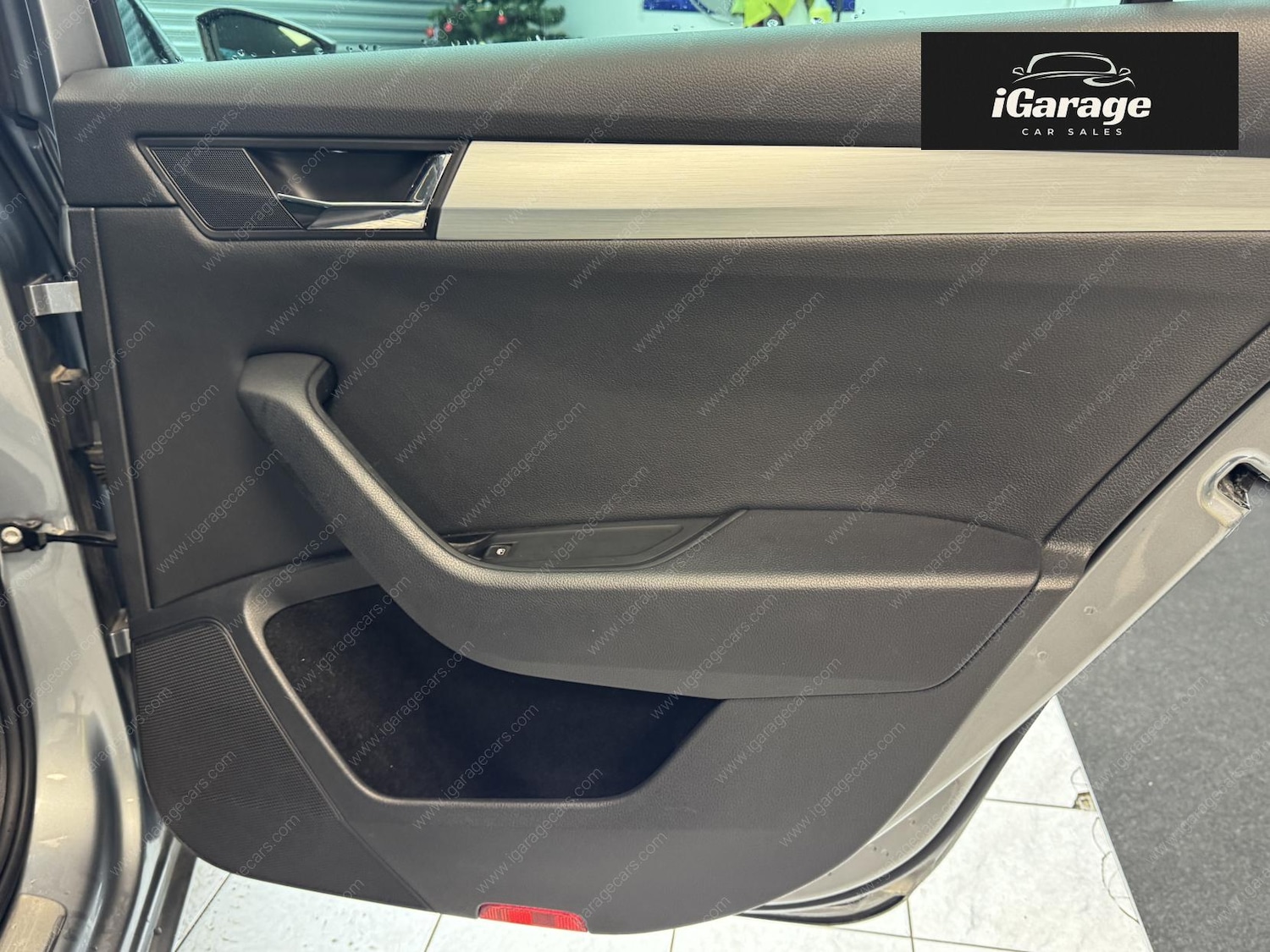 Used Skoda Superb 2015 for sale - 76987571: Photo 32