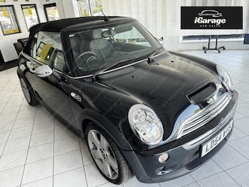 Used MINI Convertible 2004 for sale - 79008245: Photo