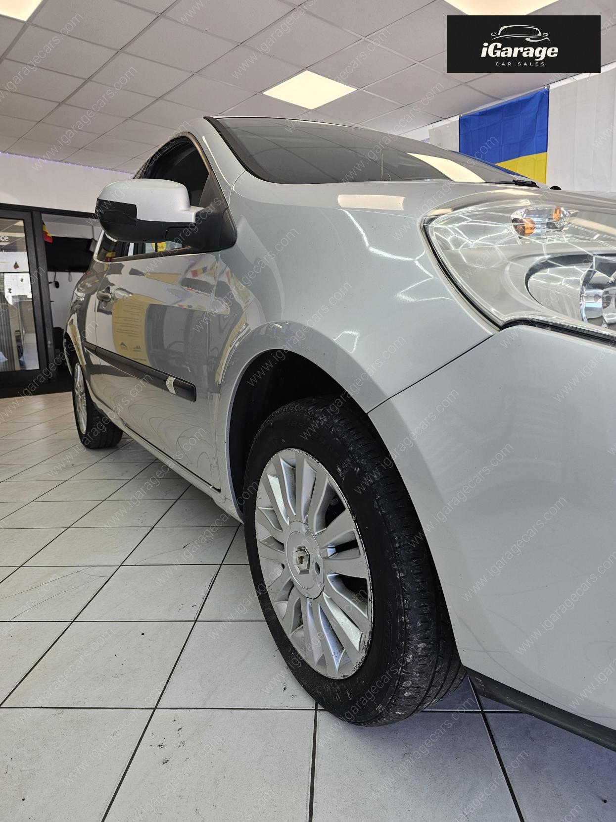 Used Renault Clio 2010 for sale - 77934603: Photo 13