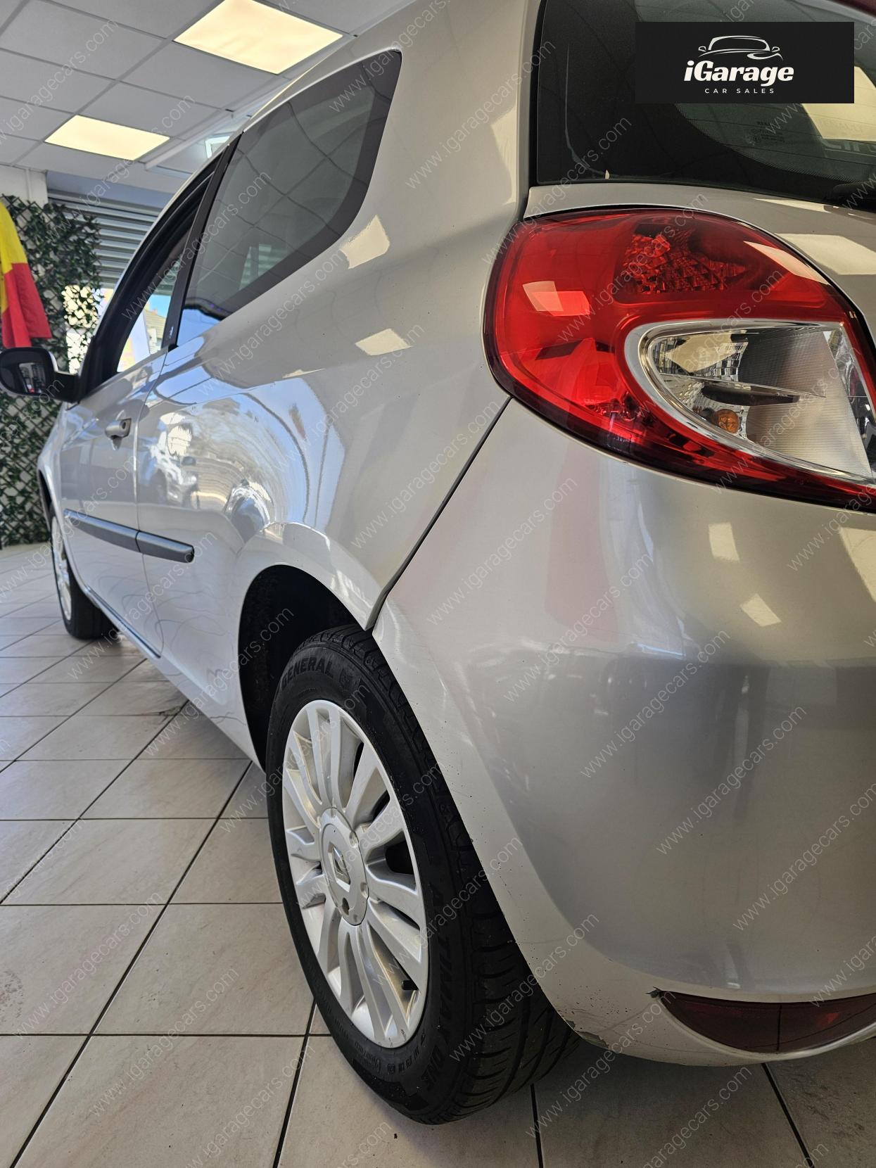 Used Renault Clio 2010 for sale - 77934603: Photo 16