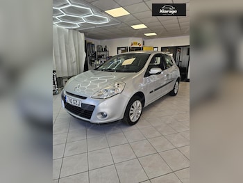 Used Renault Clio 2010 for sale - 77934603: Photo