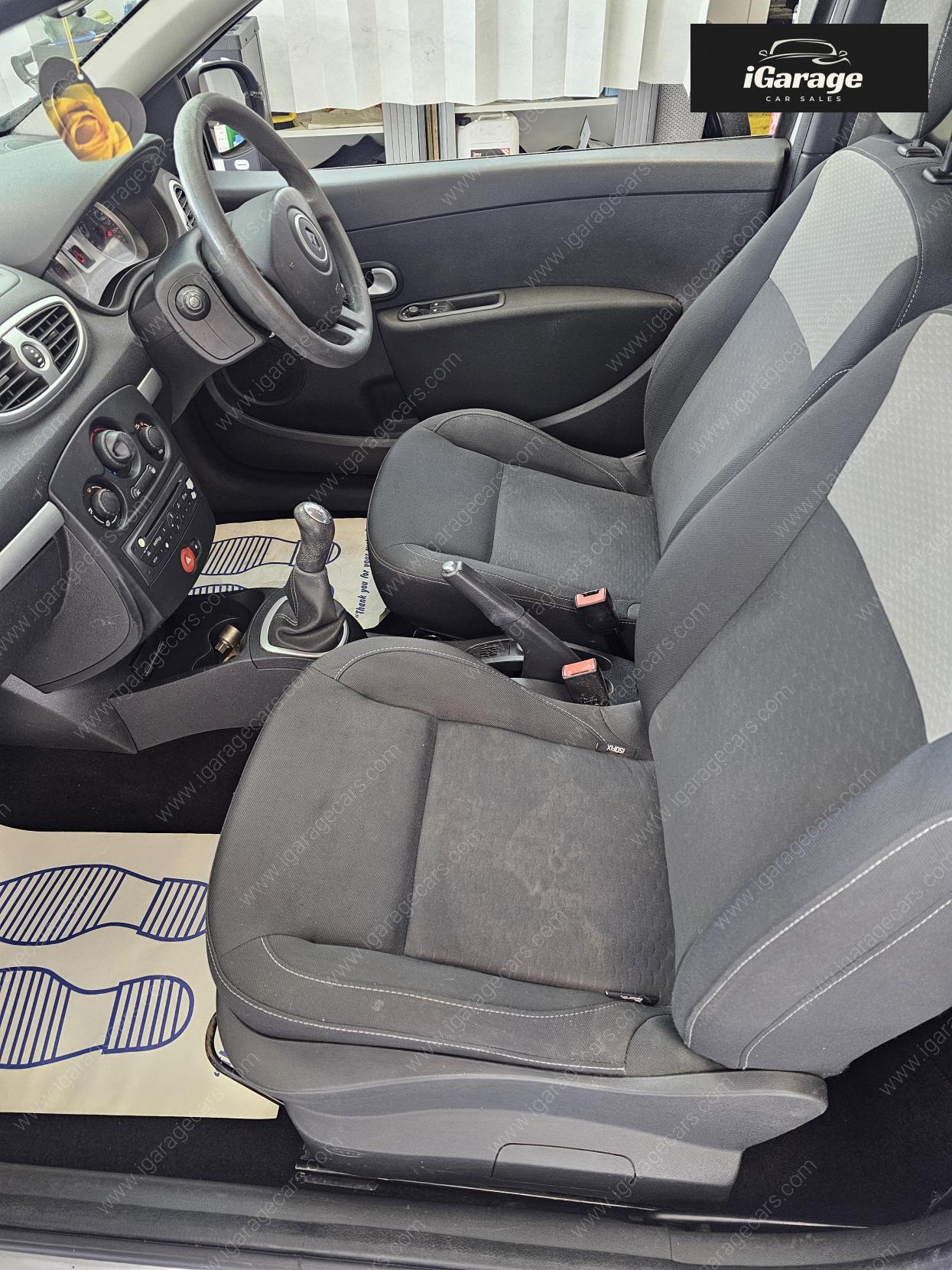 Used Renault Clio 2010 for sale - 77934603: Photo 30