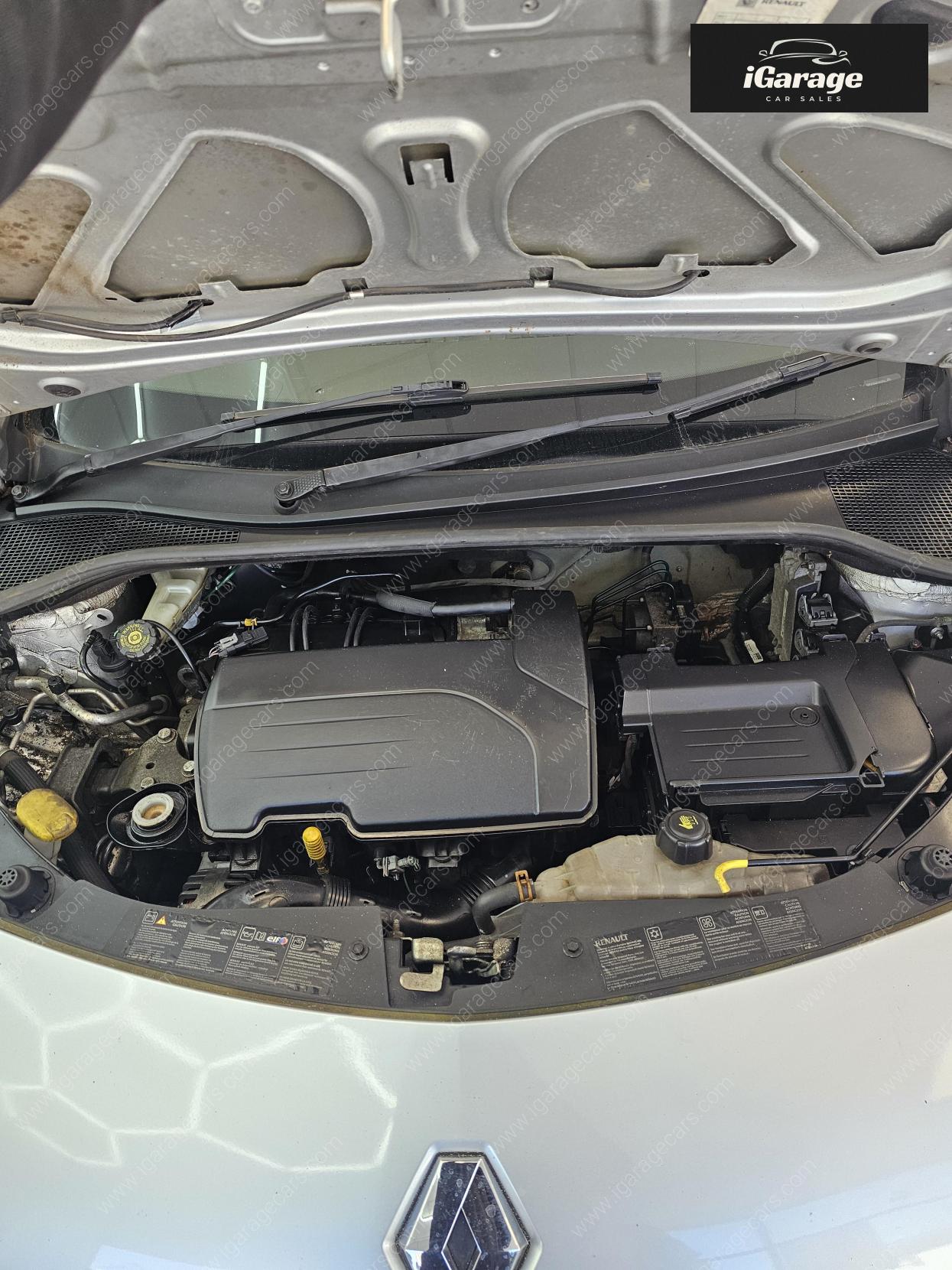 Used Renault Clio 2010 for sale - 77934603: Photo 32