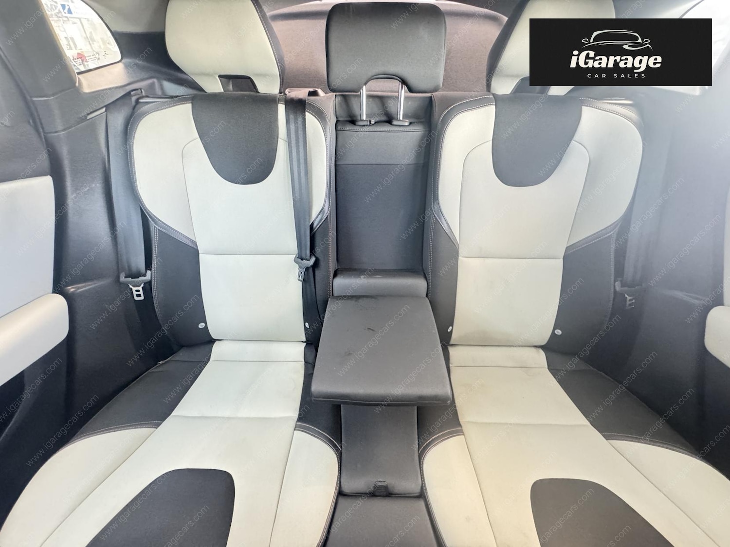 Used Volvo V40 Cross Country 2015 for sale - 76741836: Photo 18