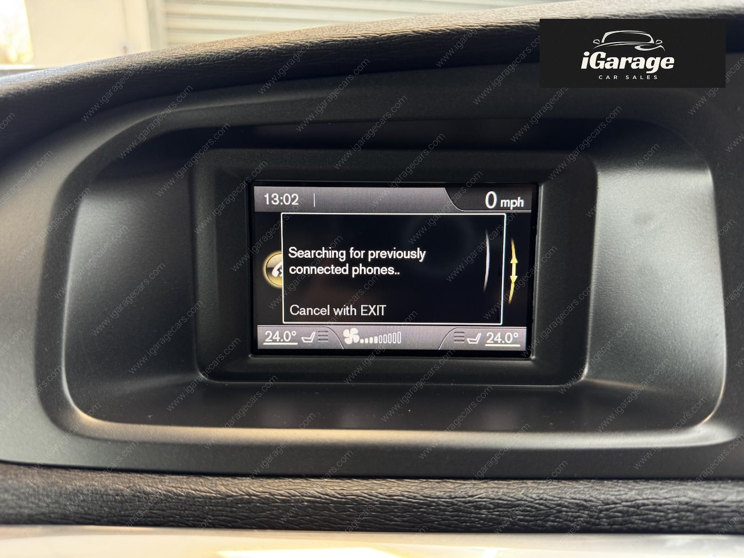 Used Volvo V40 Cross Country 2015 for sale - 76741836: Photo 23