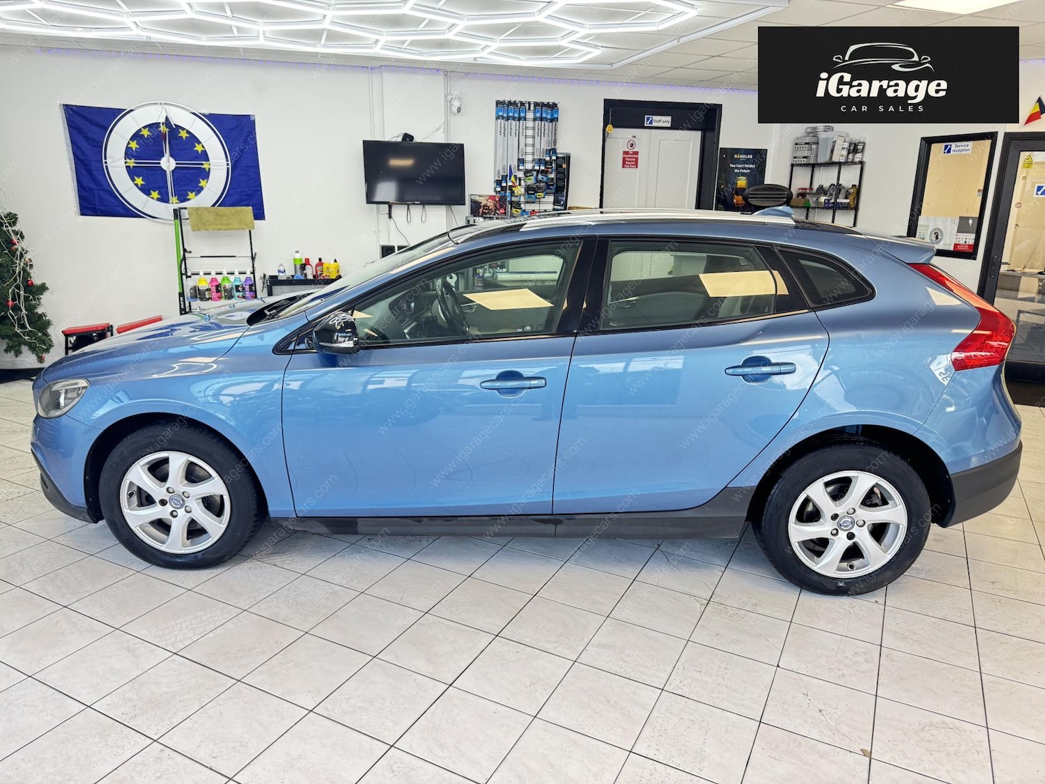 Used Volvo V40 Cross Country 2015 for sale - 76741836: Photo 5