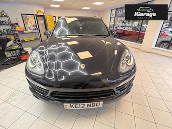 Used Porsche Cayenne 2012 for sale - 77377717: Photo