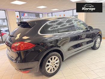 Used Porsche Cayenne 2012 for sale - 77377717: Photo