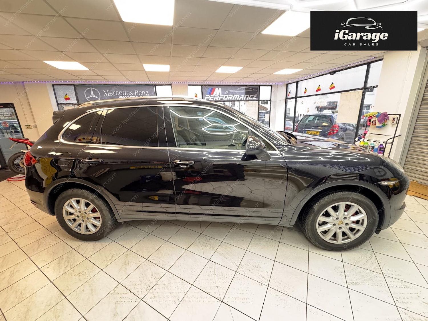 Used Porsche Cayenne 2012 for sale - 77377717: Photo 5