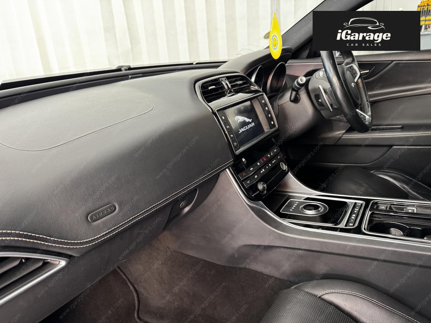 Used Jaguar XE 2017 for sale - 78156436: Photo 18