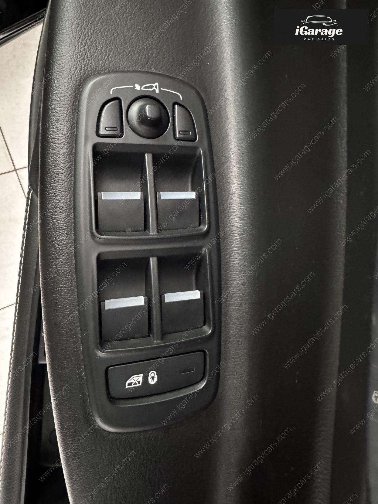 Used Jaguar XE 2017 for sale - 78156436: Photo 34