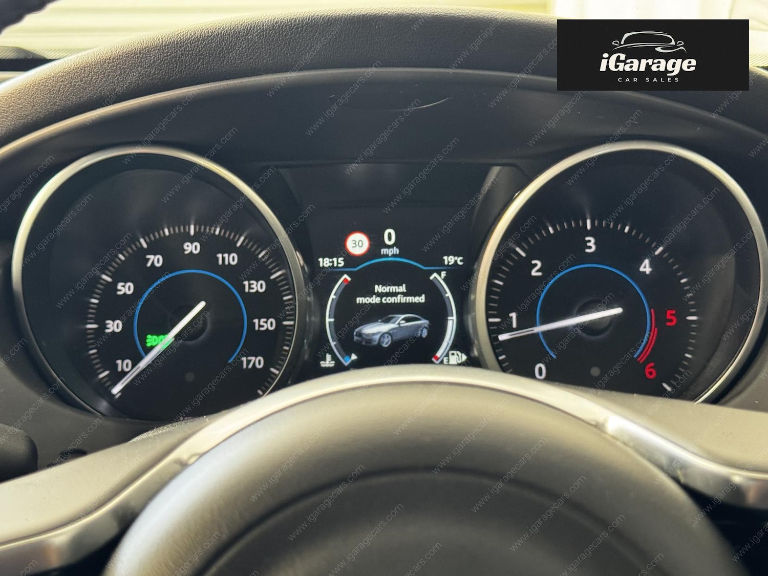 Used Jaguar XE 2017 for sale - 78156436: Photo 9