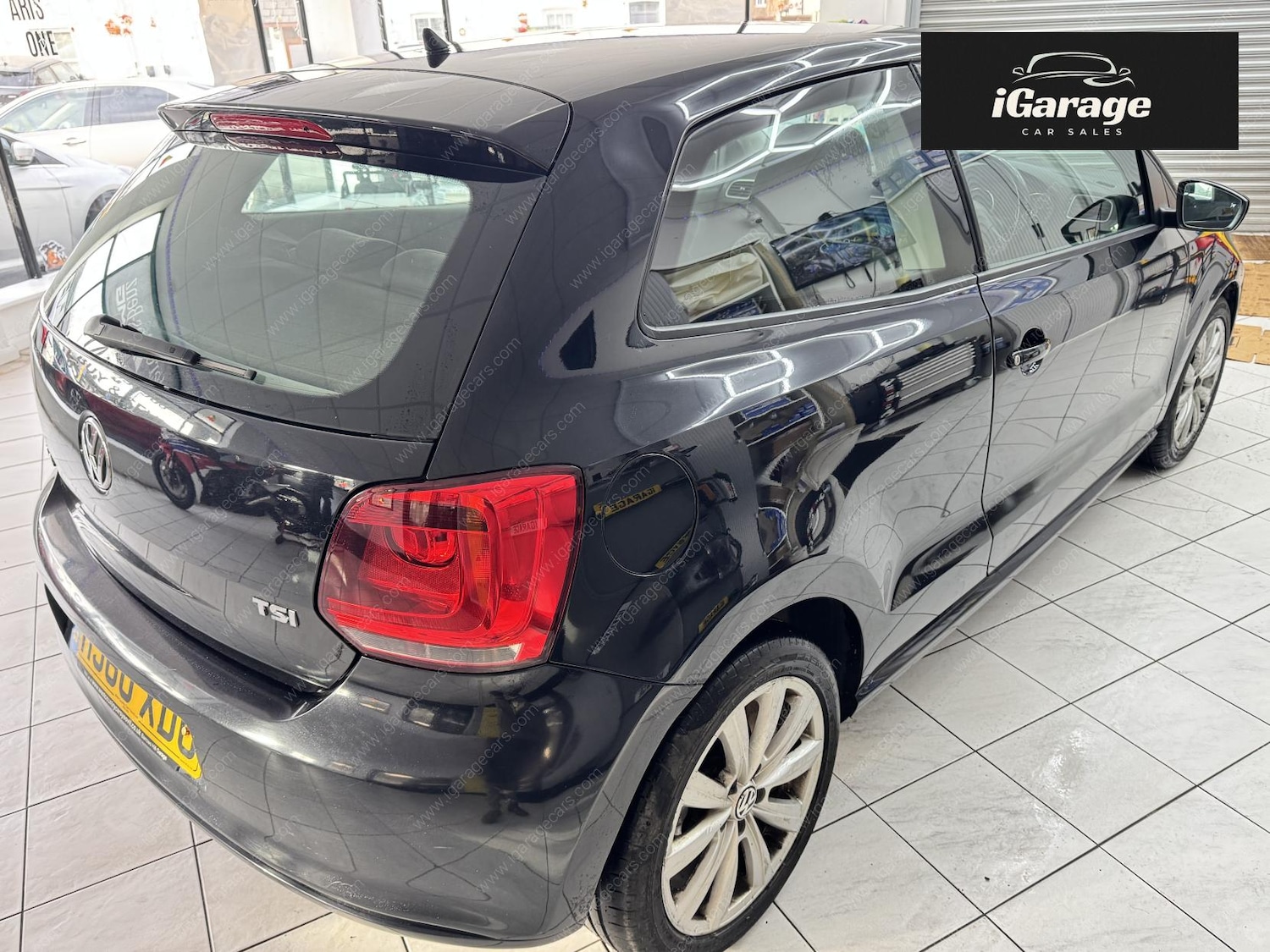 Used Volkswagen Polo 2010 for sale - 77342977: Photo 4