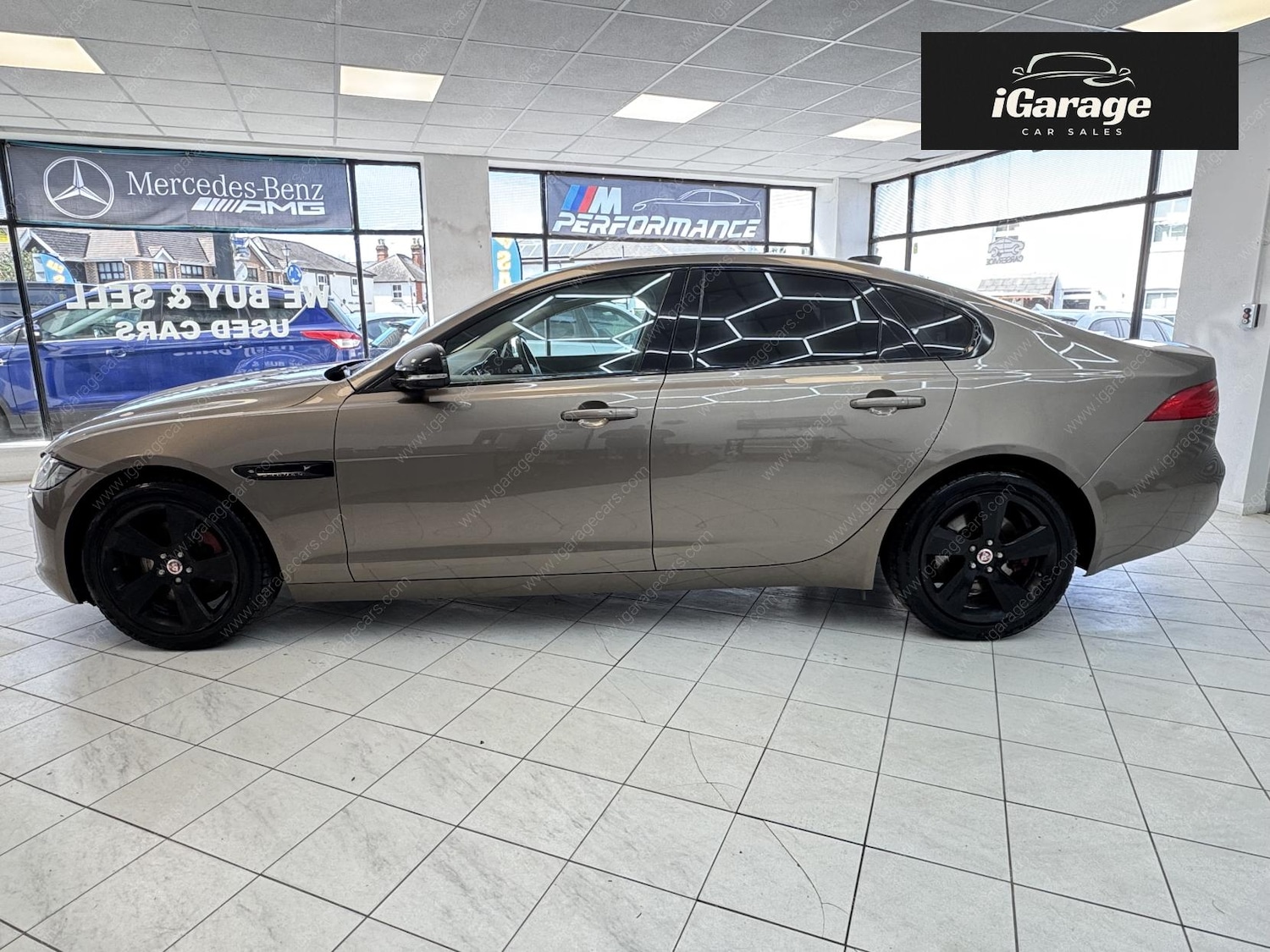 Used Jaguar XF 2016 for sale - 76312666: Photo 3