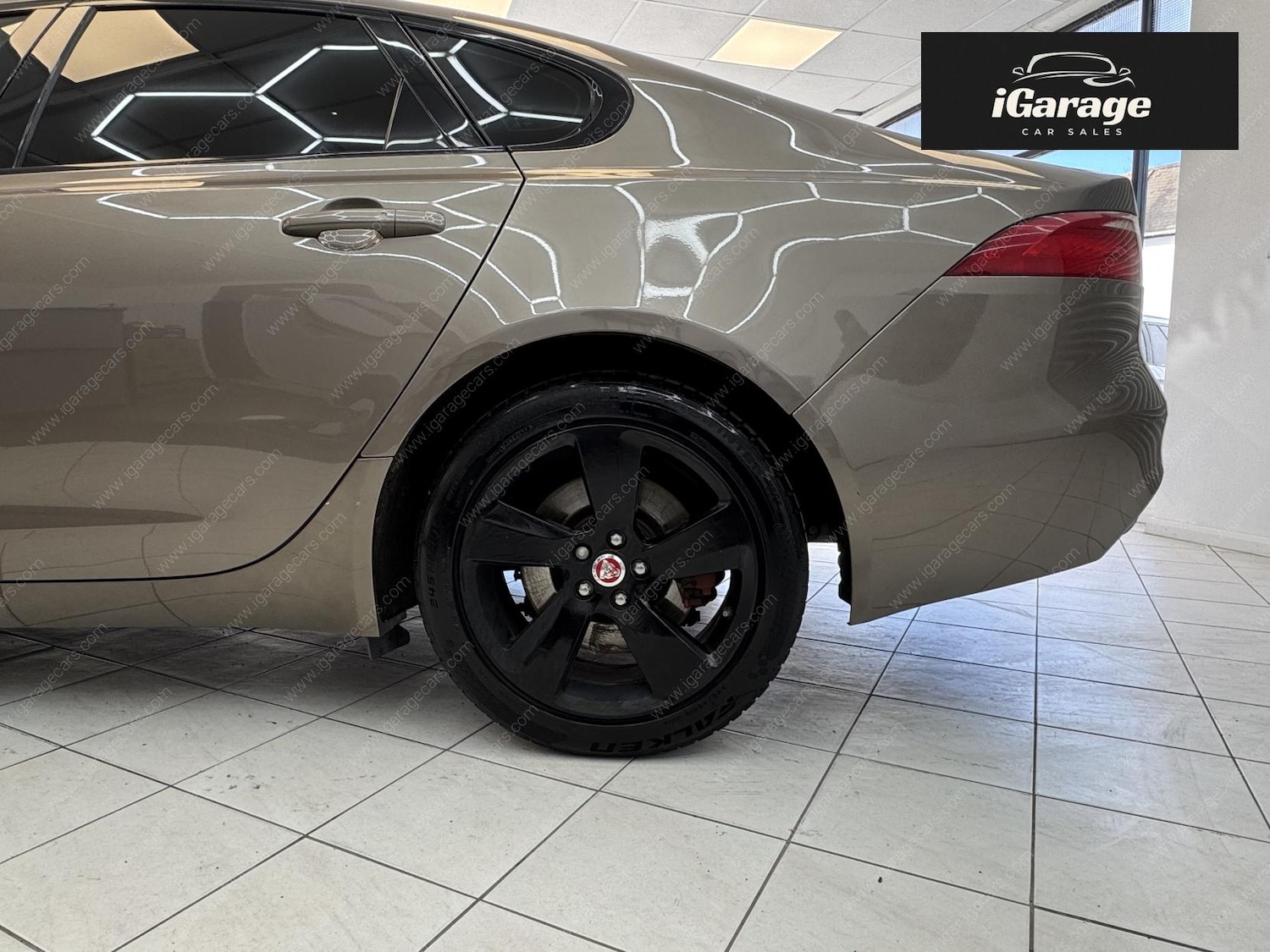Used Jaguar XF 2016 for sale - 76312666: Photo 8