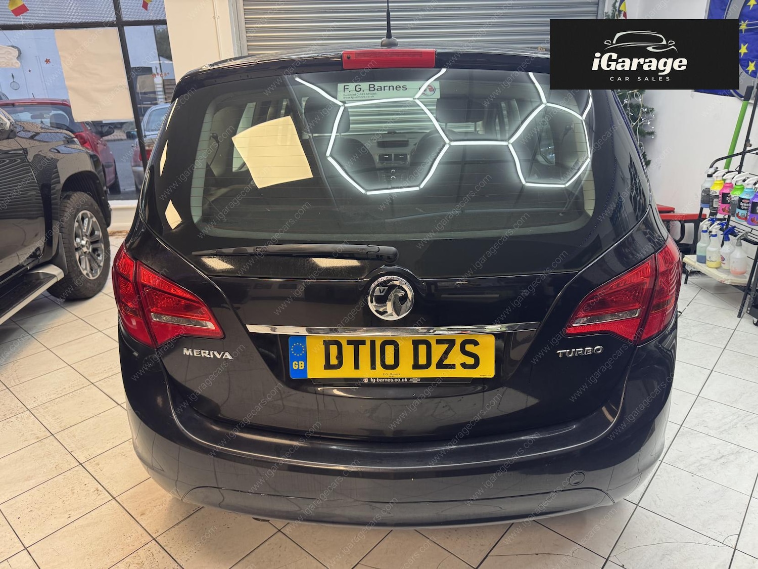 Used Vauxhall Meriva 2010 for sale - 76684836: Photo 2