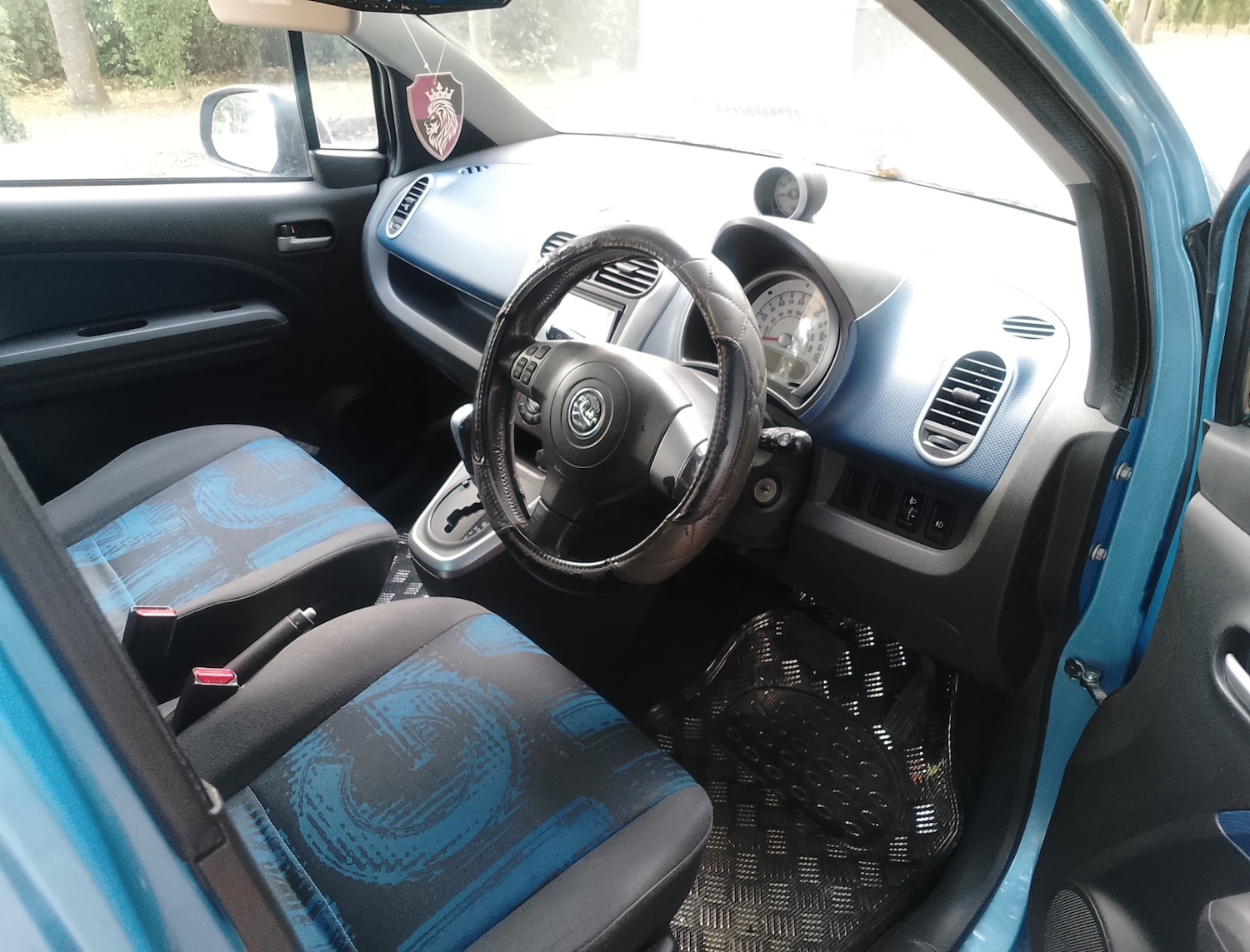 Used Vauxhall Agila 2012 for sale - 76265952: Photo 9