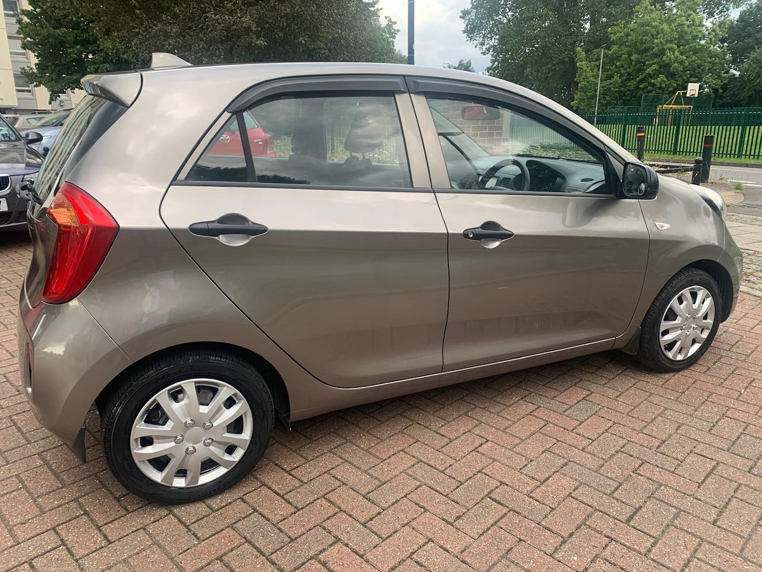 Used Kia Picanto 2024 for sale - 77840048: Photo 8