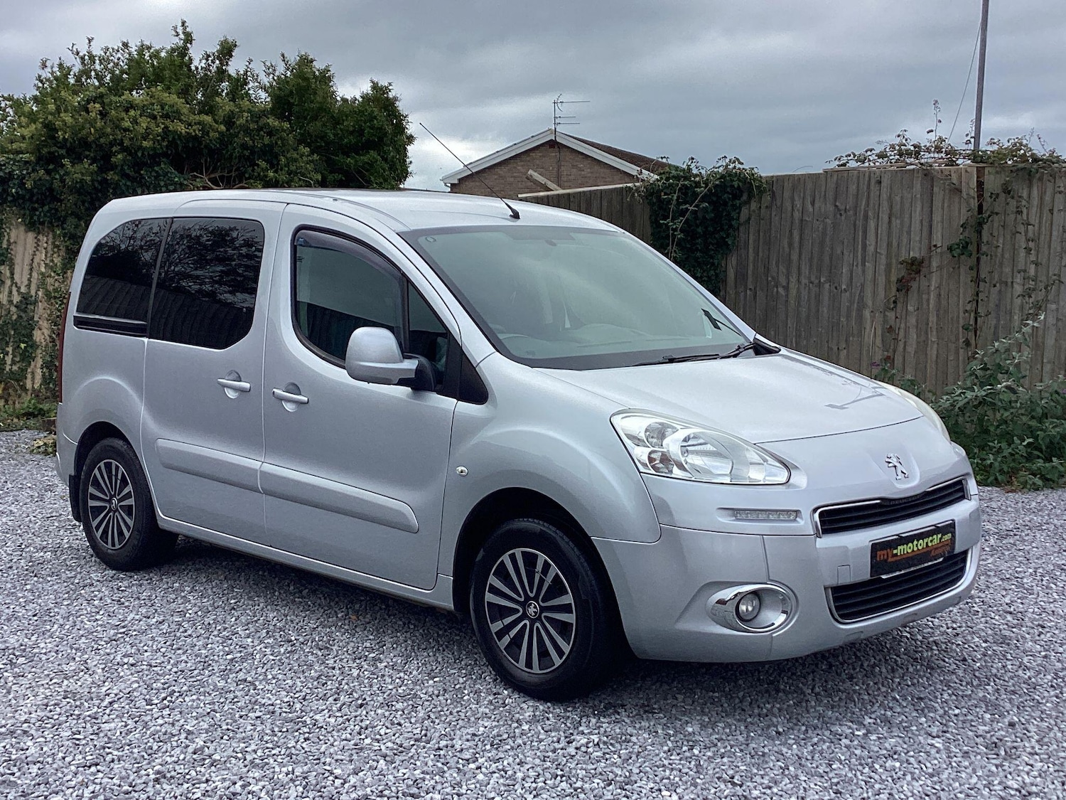 Used Peugeot Partner Tepee 2013 for sale - 76441315: Photo 1