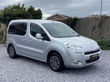 Used Peugeot Partner Tepee 2013 for sale - 76441315: Photo