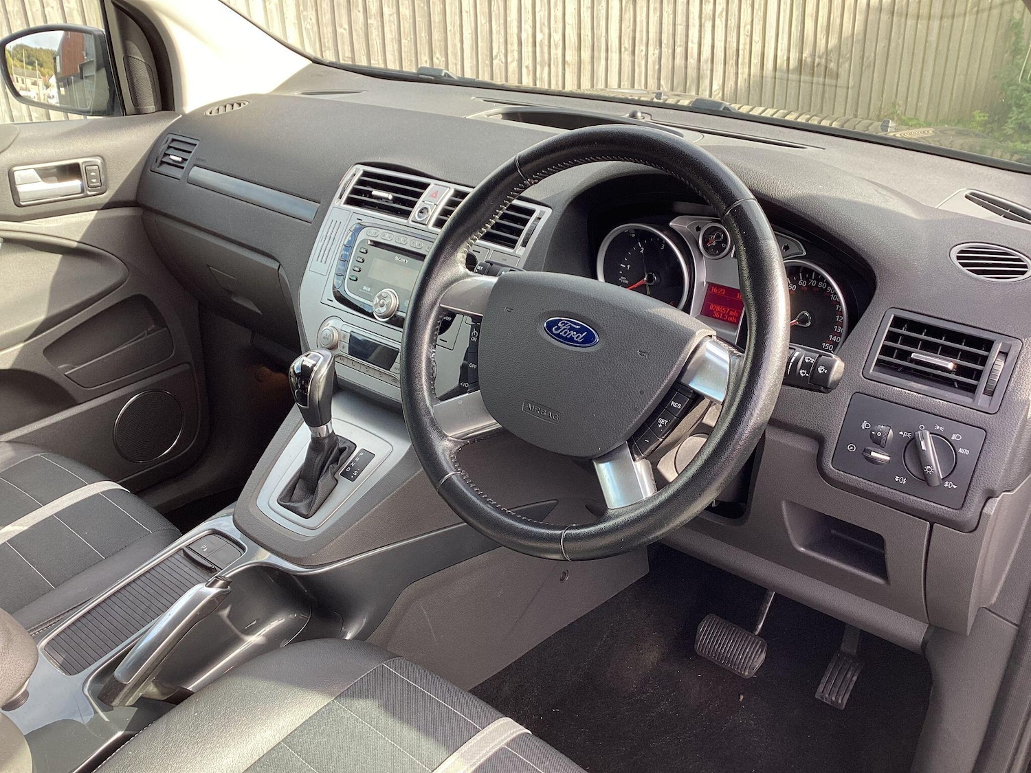 Used Ford Kuga 2012 for sale - 75904567: Photo 13