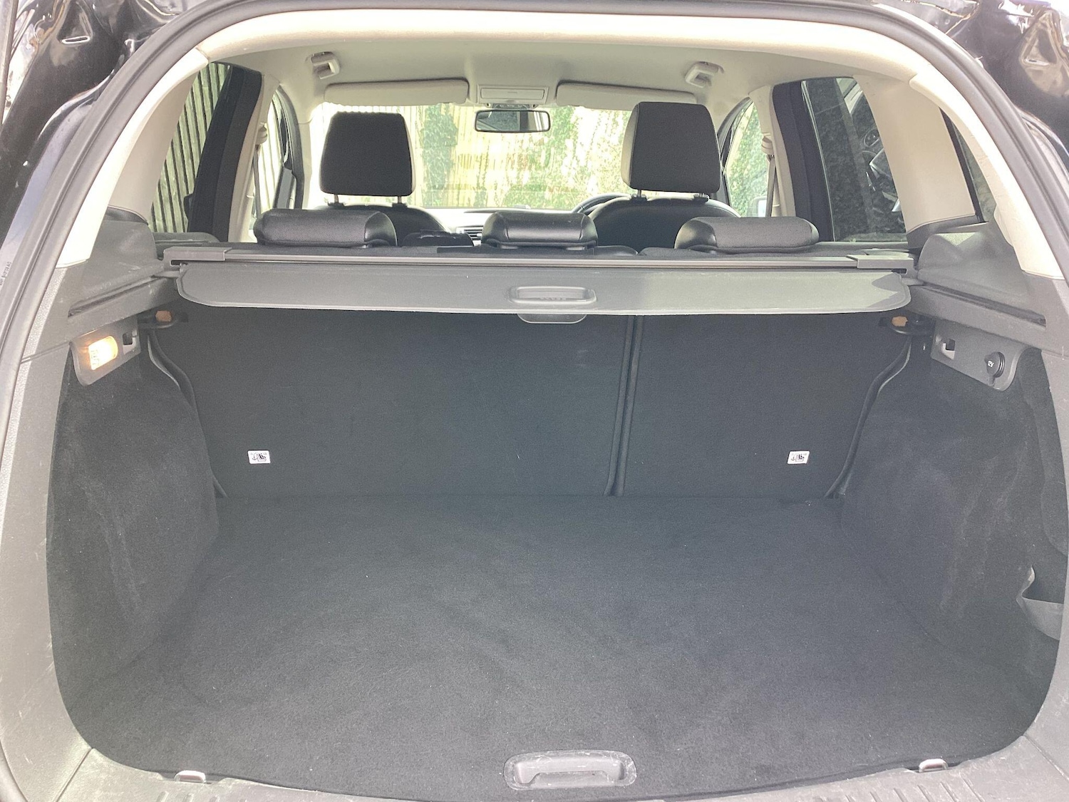 Used Ford Kuga 2012 for sale - 75904567: Photo 9