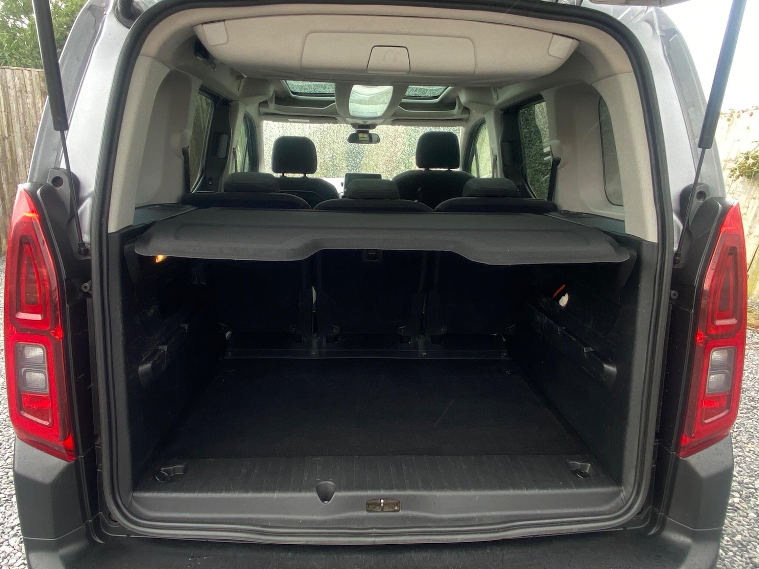 Vehicle 29