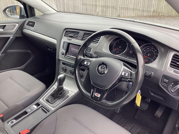 Used Volkswagen Golf 2014 for sale - 76260197: Photo 14