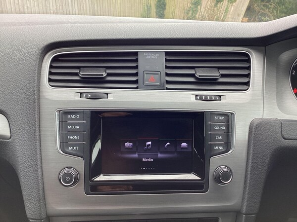 Used Volkswagen Golf 2014 for sale - 76260197: Photo 15