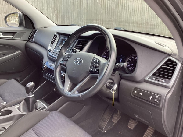 Used Hyundai TUCSON 2017 for sale - 76123085: Photo 8