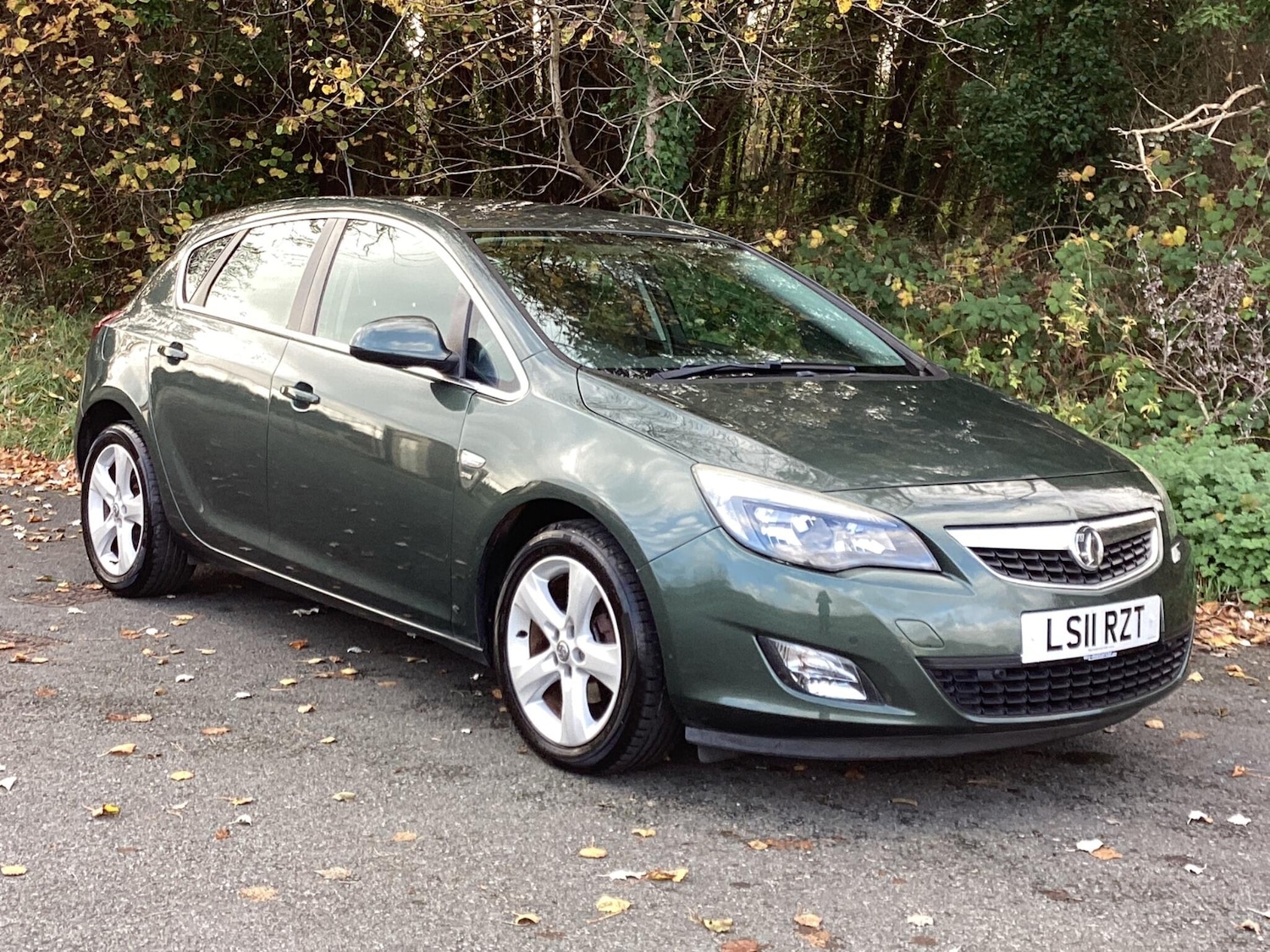 Used Vauxhall Astra 2011 for sale - 76441013: Photo 1