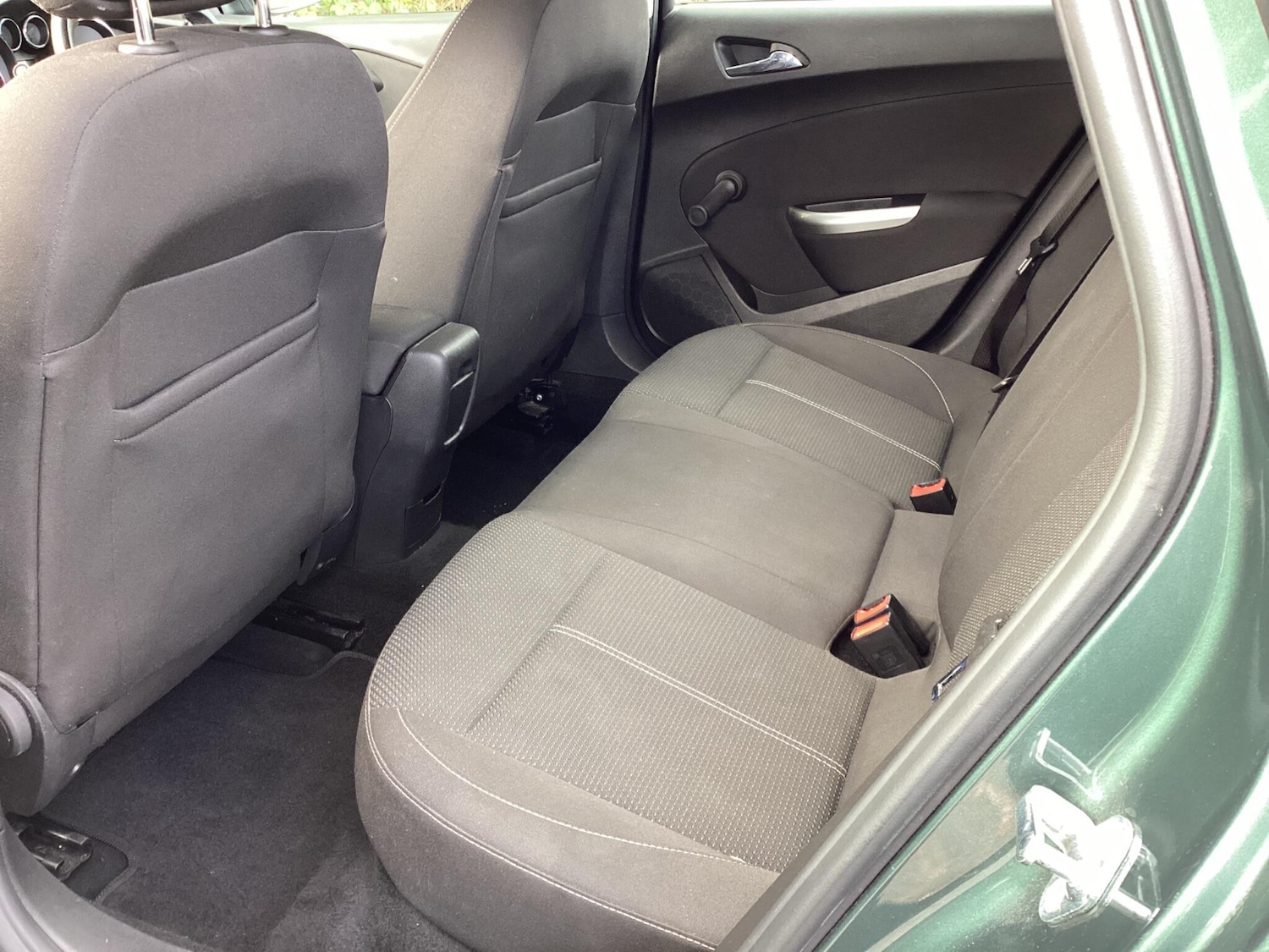 Used Vauxhall Astra 2011 for sale - 76441013: Photo 12