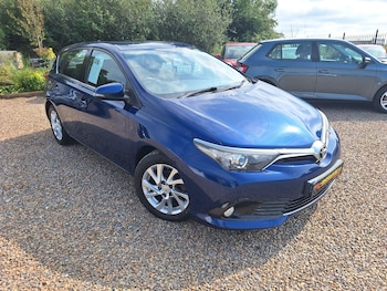 Used Toyota Auris 2016 for sale - 75577303: Photo