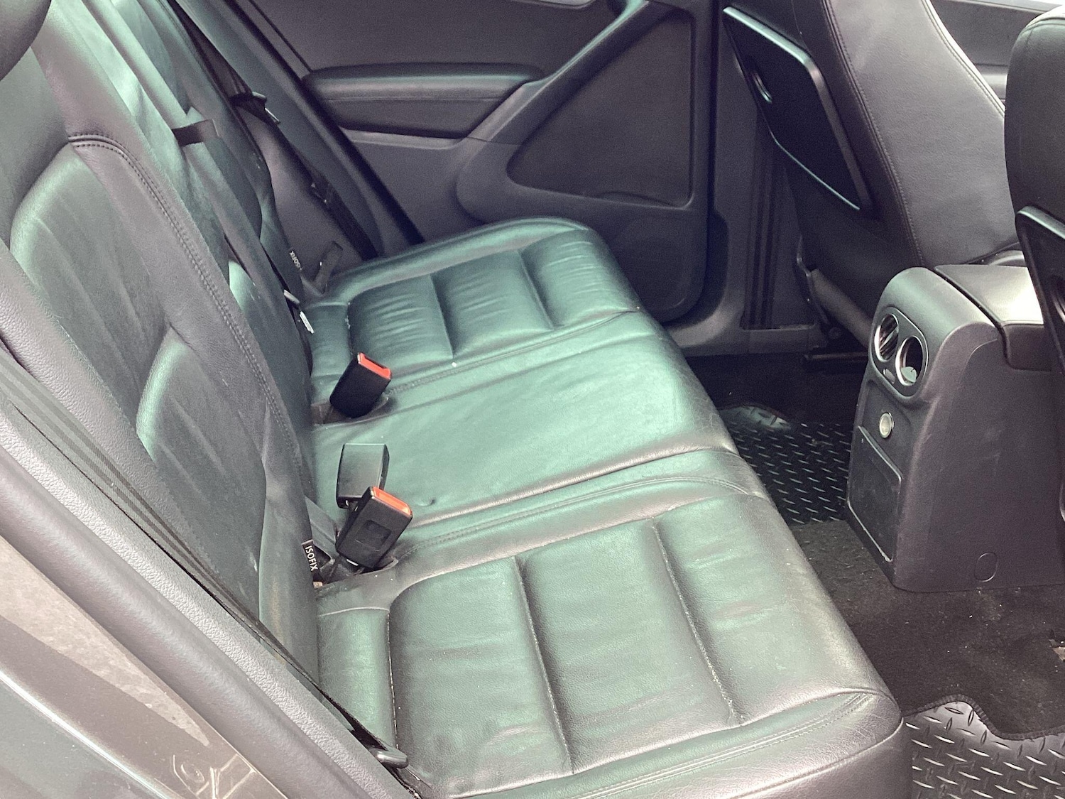 Used Volkswagen Tiguan 2014 for sale - 76042115: Photo 10