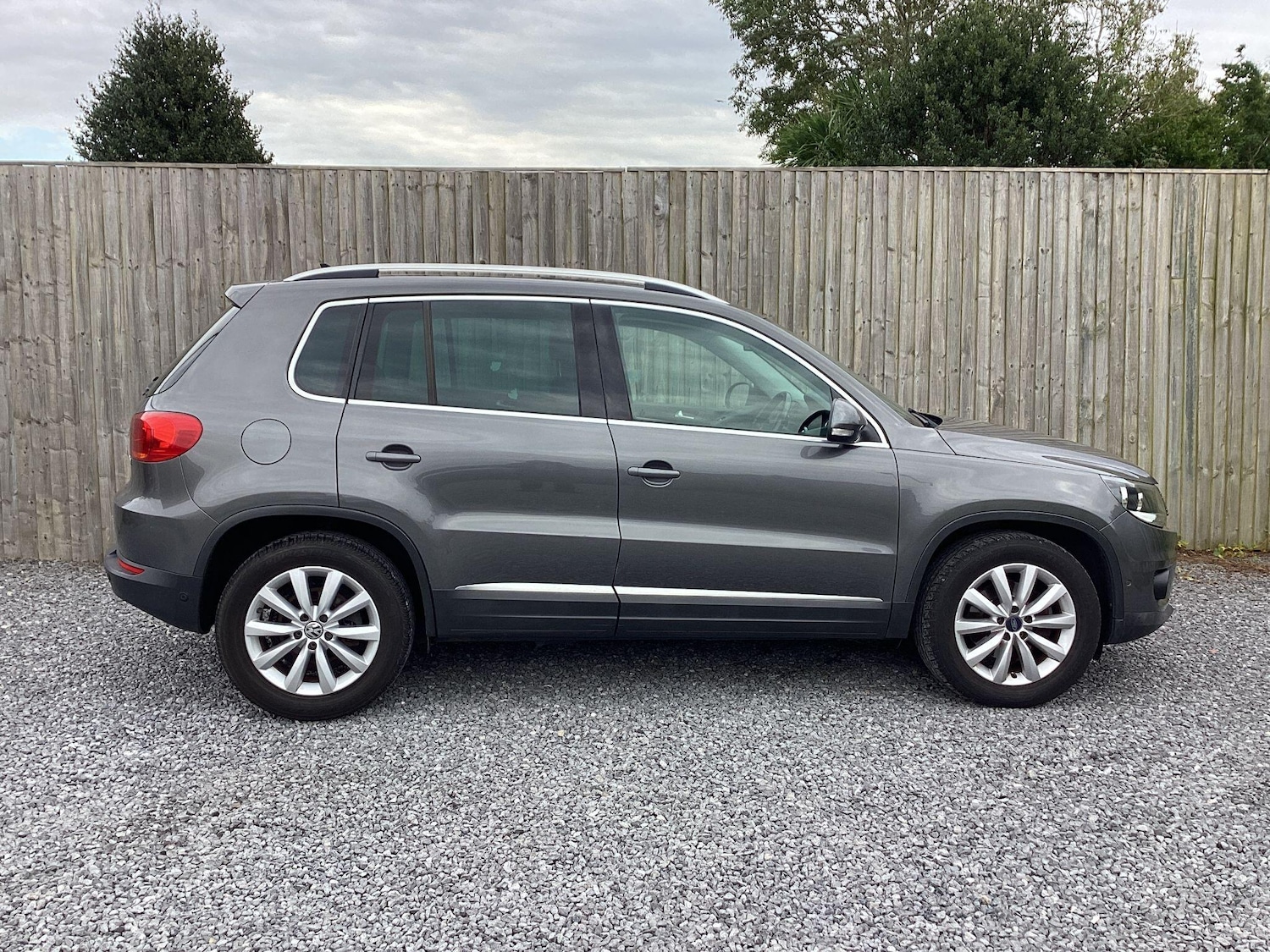 Used Volkswagen Tiguan 2014 for sale - 76042115: Photo 15