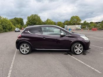 Used Peugeot 208 2013 for sale - 78623541: Photo