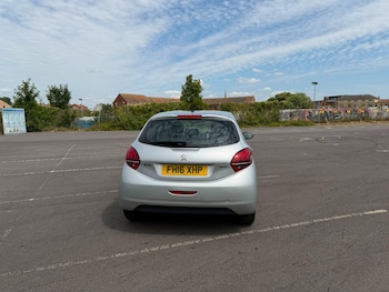Used Peugeot 208 2016 for sale - 79317190: Photo