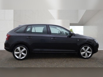 Used Skoda Rapid Spaceback 2015 for sale - 79426604: Photo