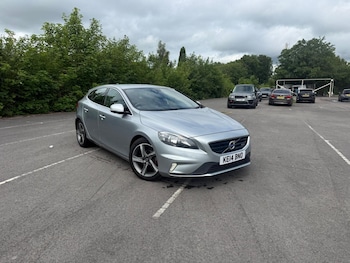 Used Volvo V40 2014 for sale - 78965702: Photo