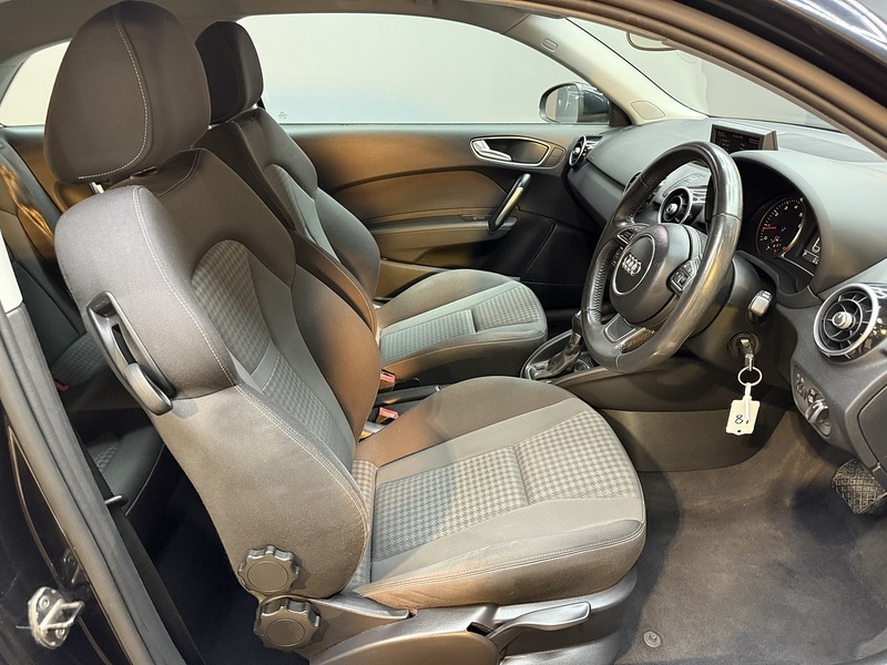 Used Audi A1 2011 for sale - 76859822: Photo 35