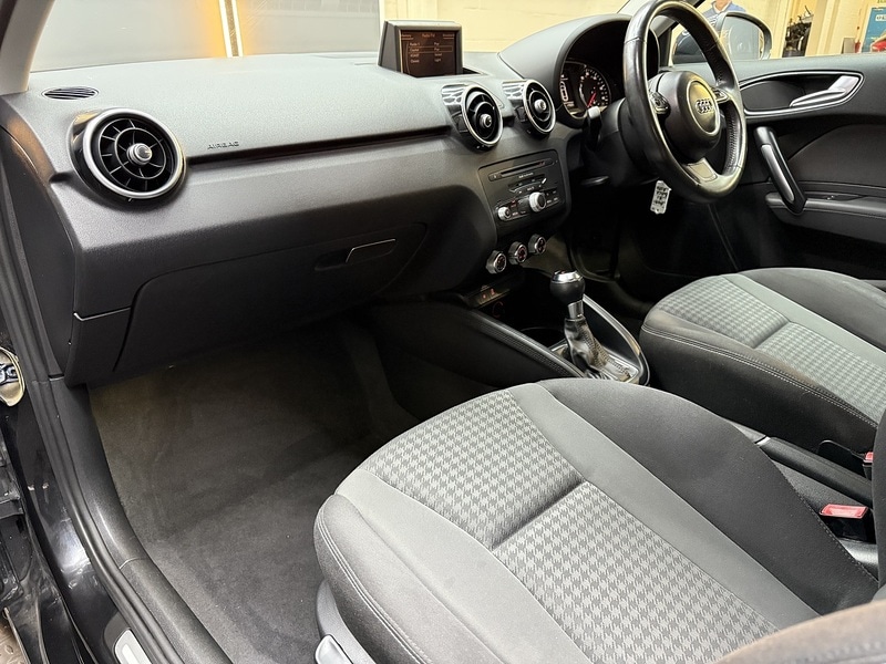 Used Audi A1 2011 for sale - 76859822: Photo 40