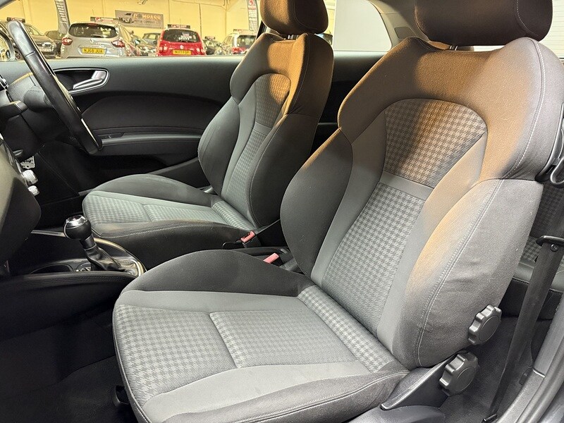 Used Audi A1 2011 for sale - 76859822: Photo 42