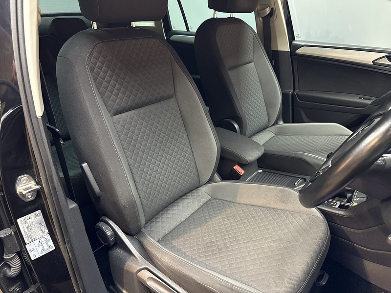 Used Volkswagen Tiguan 2018 for sale - 77681413: Photo 33