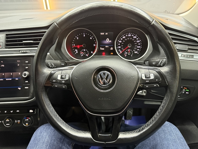 Used Volkswagen Tiguan 2018 for sale - 77681413: Photo 48