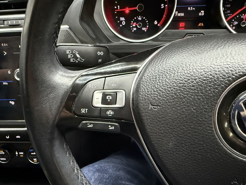 Used Volkswagen Tiguan 2018 for sale - 77681413: Photo 53