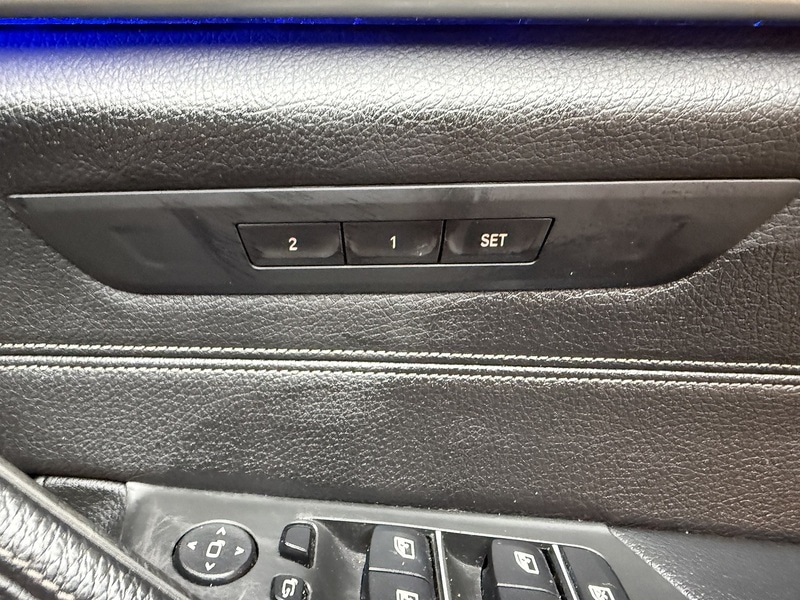 Used BMW 5 Series 2017 for sale - 77668058: Photo 31