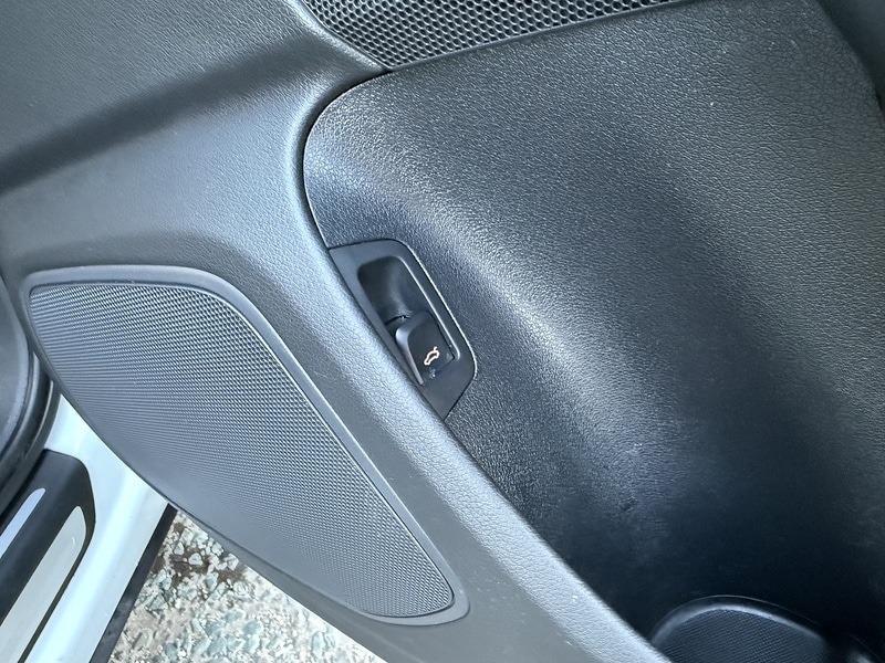 Used Audi Q3 2015 for sale - 76396622: Photo 23