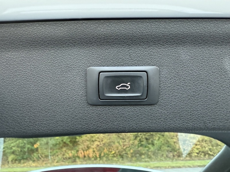 Used Audi Q3 2015 for sale - 76396622: Photo 32