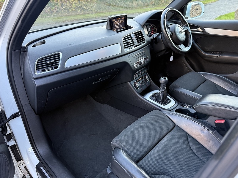 Used Audi Q3 2015 for sale - 76396622: Photo 35